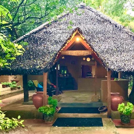 A4 Villa & Spa. Habarana Exterior photo